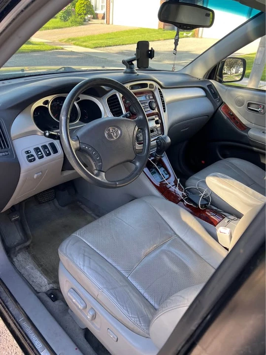 2005 Toyota Highlander - Image 4 of 7