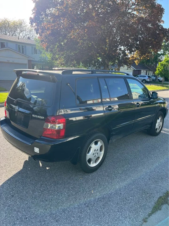 2005 Toyota Highlander - Image 2 of 7