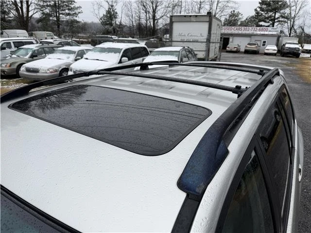 2005 Toyota Highlander - Image 18 of 21