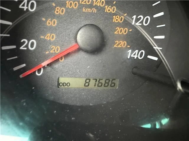 2005 Toyota Highlander - Image 2 of 21