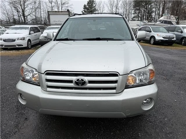 2005 Toyota Highlander - Image 20 of 21