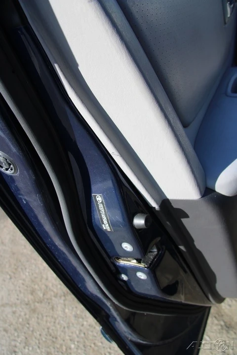 2005 Toyota Highlander - Image 11 of 21