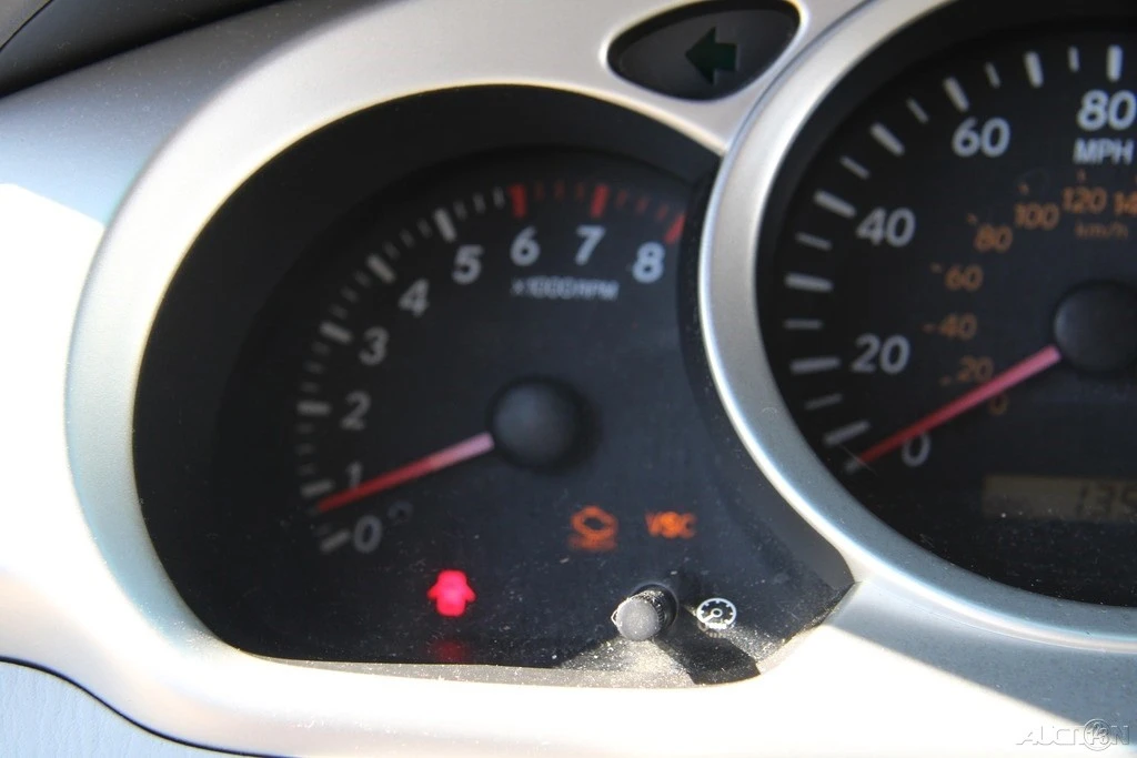 2005 Toyota Highlander - Image 17 of 21