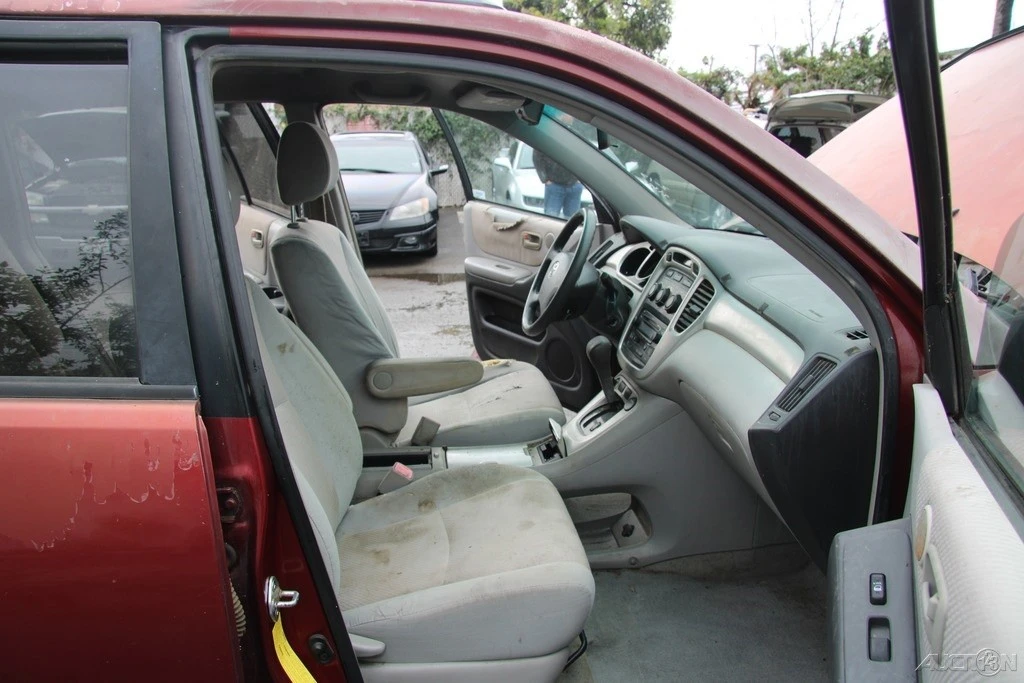2005 Toyota Highlander - Image 21 of 21
