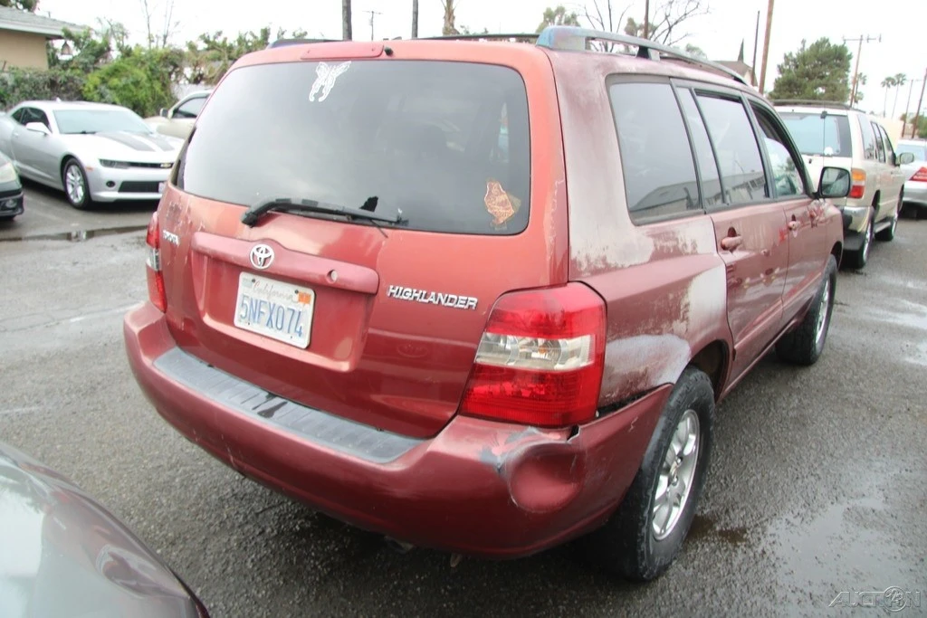 2005 Toyota Highlander - Image 6 of 21