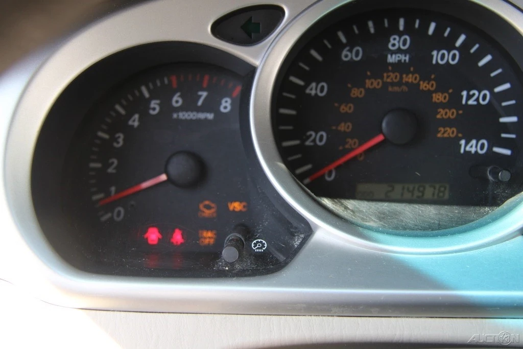 2005 Toyota Highlander - Image 19 of 21