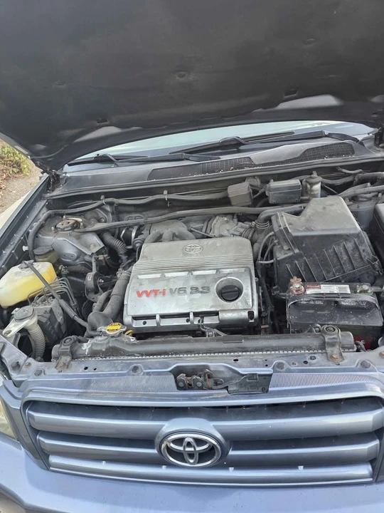 2005 Toyota Highlander - Image 9 of 11