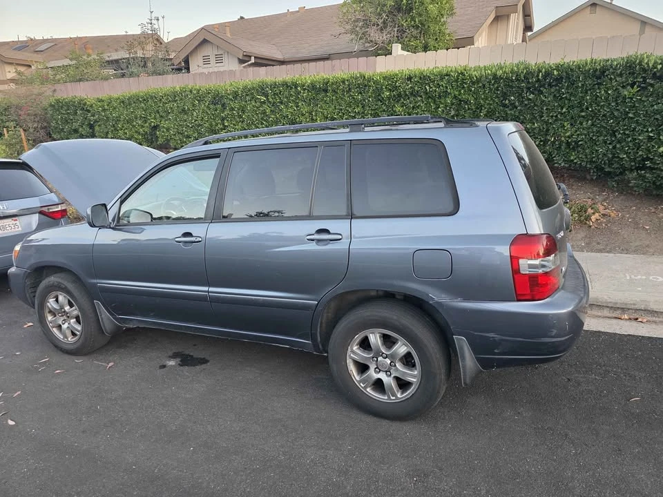 2005 Toyota Highlander - Image 10 of 11