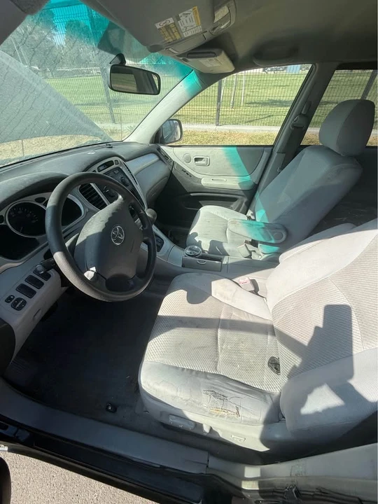 2005 Toyota Highlander - Image 7 of 8