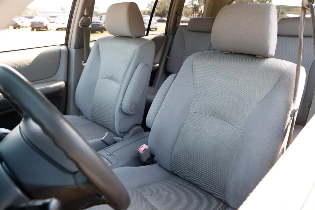 2005 Toyota Highlander - Image 6 of 12