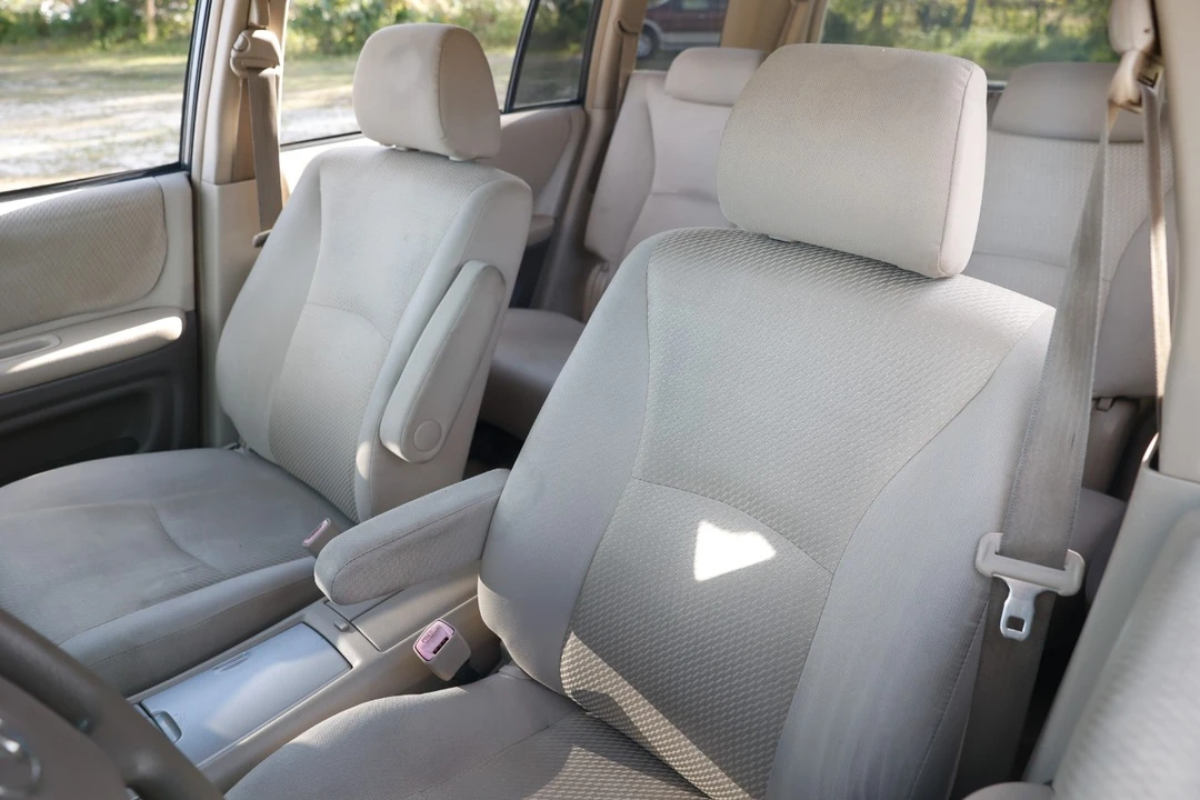 2005 Toyota Highlander - Image 6 of 12