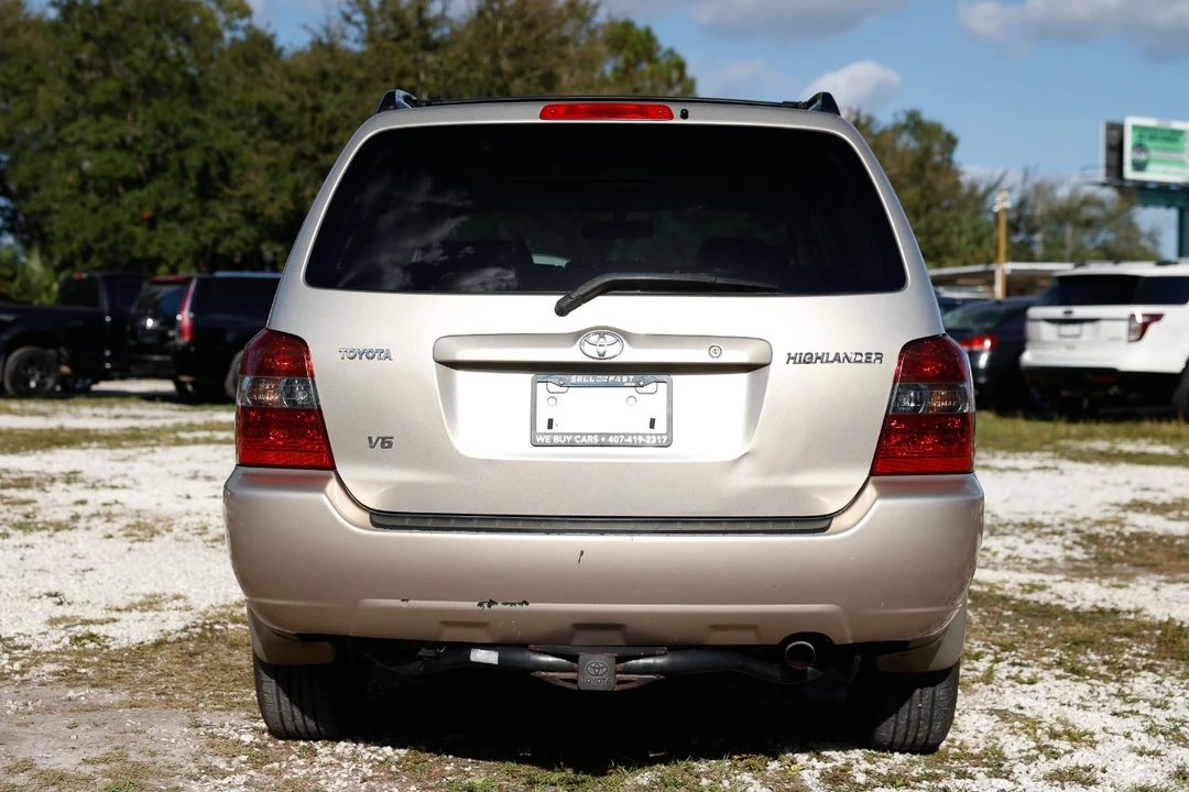 2005 Toyota Highlander - Image 7 of 12