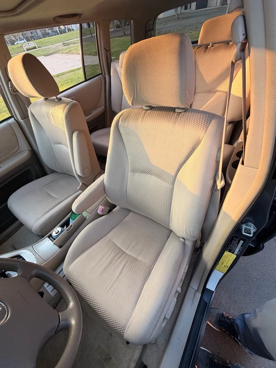 2005 Toyota Highlander - Image 13 of 20
