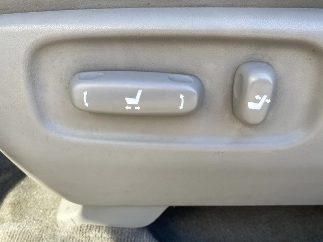 2005 Toyota Highlander - Image 20 of 21
