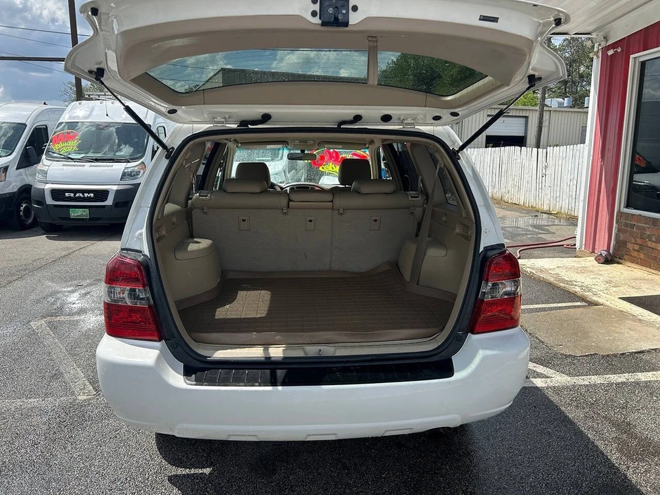 2005 Toyota Highlander - Image 12 of 25