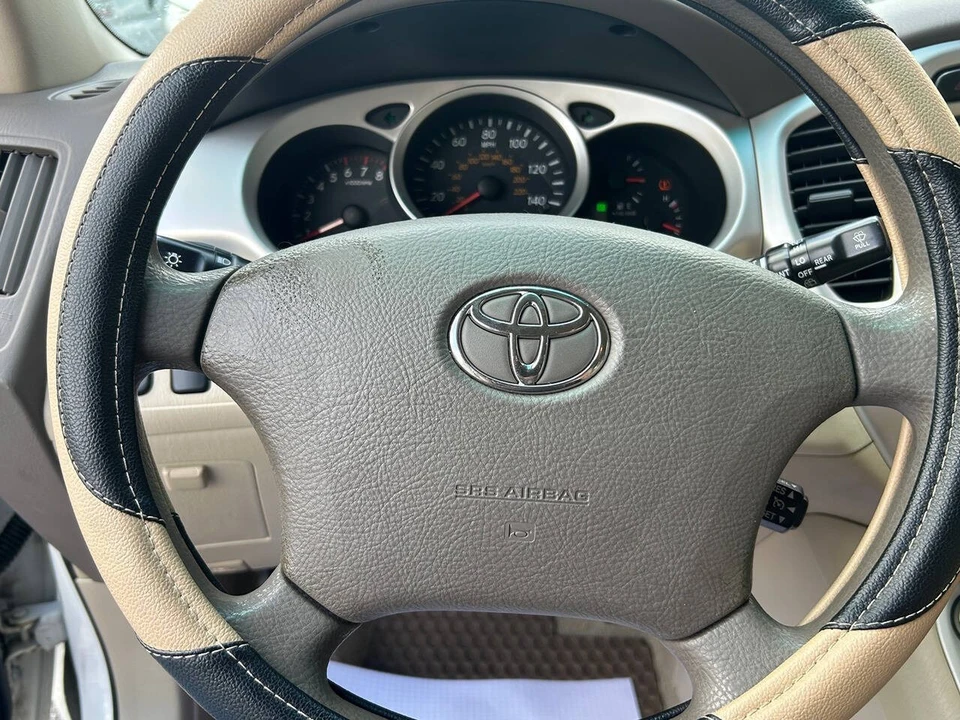 2005 Toyota Highlander - Image 23 of 25