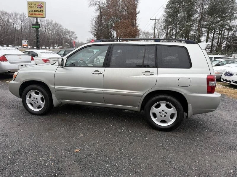 2005 Toyota Highlander - Image 12 of 21