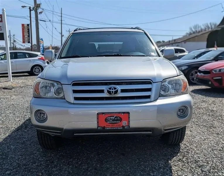 2005 Toyota Highlander - Image 2 of 12
