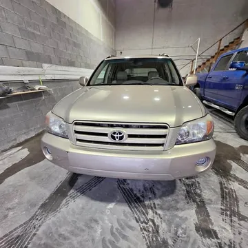 2005 Toyota Highlander Limited Platinum Hybrid Sport Utility 4D