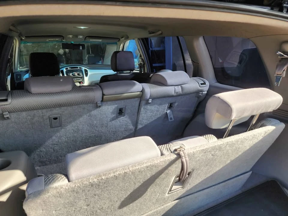 2005 Toyota Highlander - Image 3 of 6