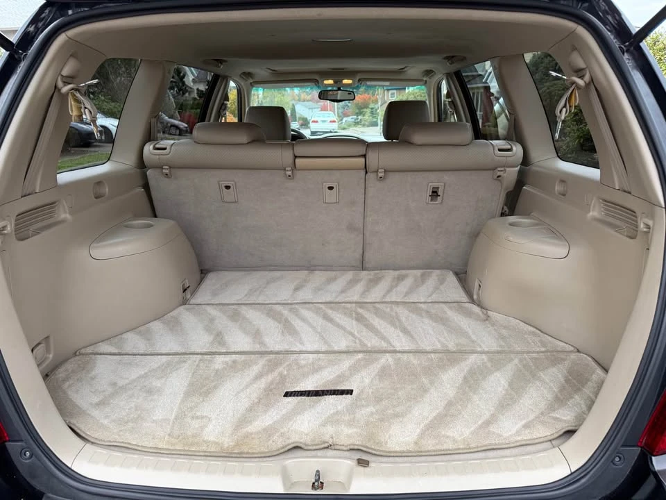 2005 Toyota Highlander - Image 8 of 17