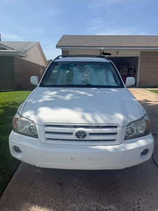 2005 Toyota Highlander - Image 3 of 13