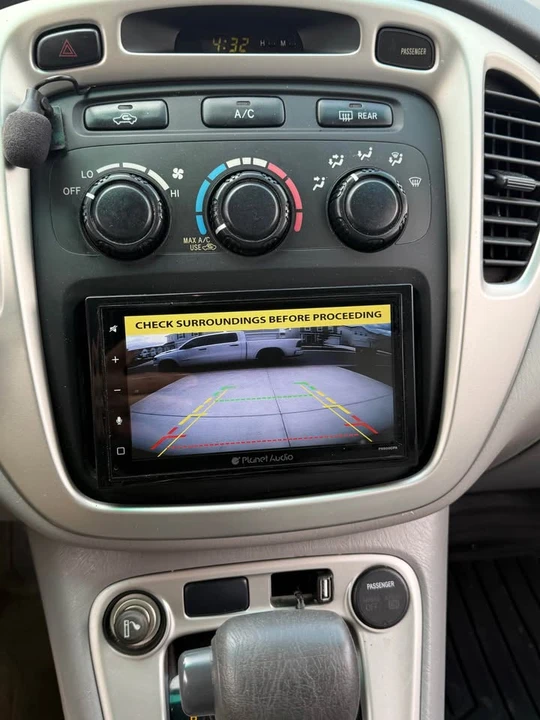 2005 Toyota Highlander - Image 2 of 15