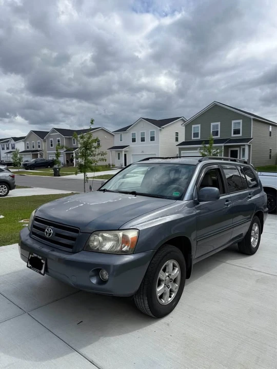 2005 Toyota Highlander - Image 13 of 15