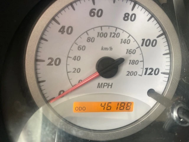 2005 Toyota RAV4 2nd Gen - Image 19 of 21