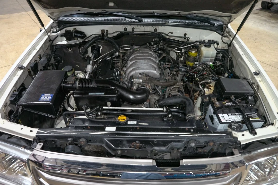 2005 Toyota J100 Land Cruiser - Image 21 of 31