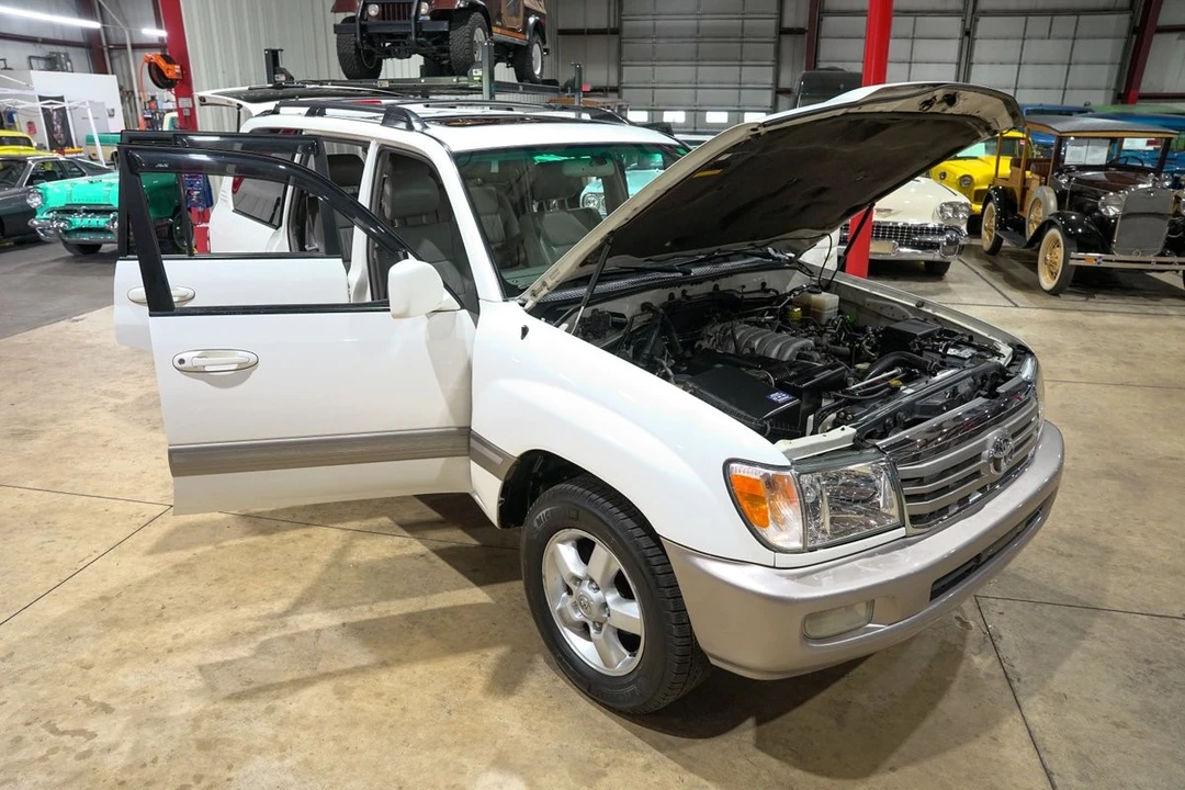 2005 Toyota J100 Land Cruiser - Image 22 of 31