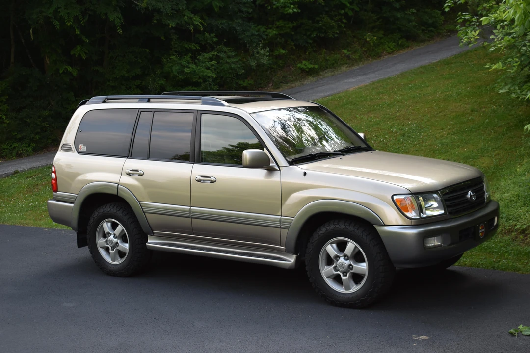 2005 Toyota J100 Land Cruiser - Image 18 of 31