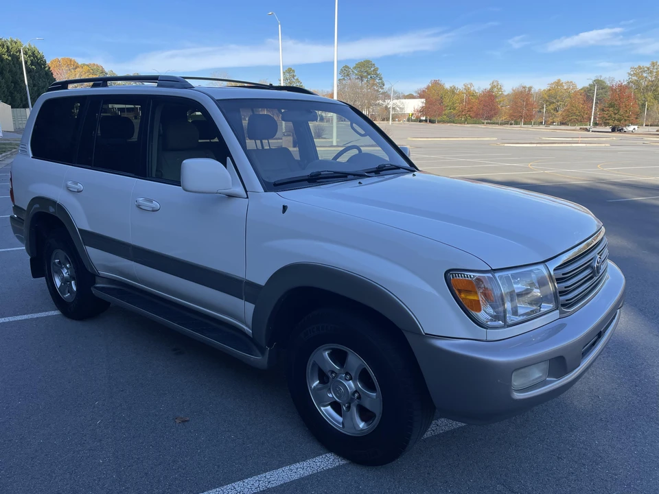 2005 Toyota J100 Land Cruiser - Image 17 of 31