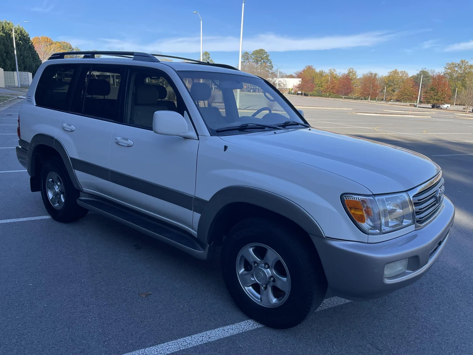 2005 Toyota J100 Land Cruiser - Image 16 of 31