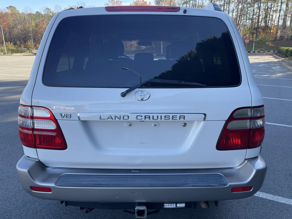 2005 Toyota J100 Land Cruiser - Image 12 of 31