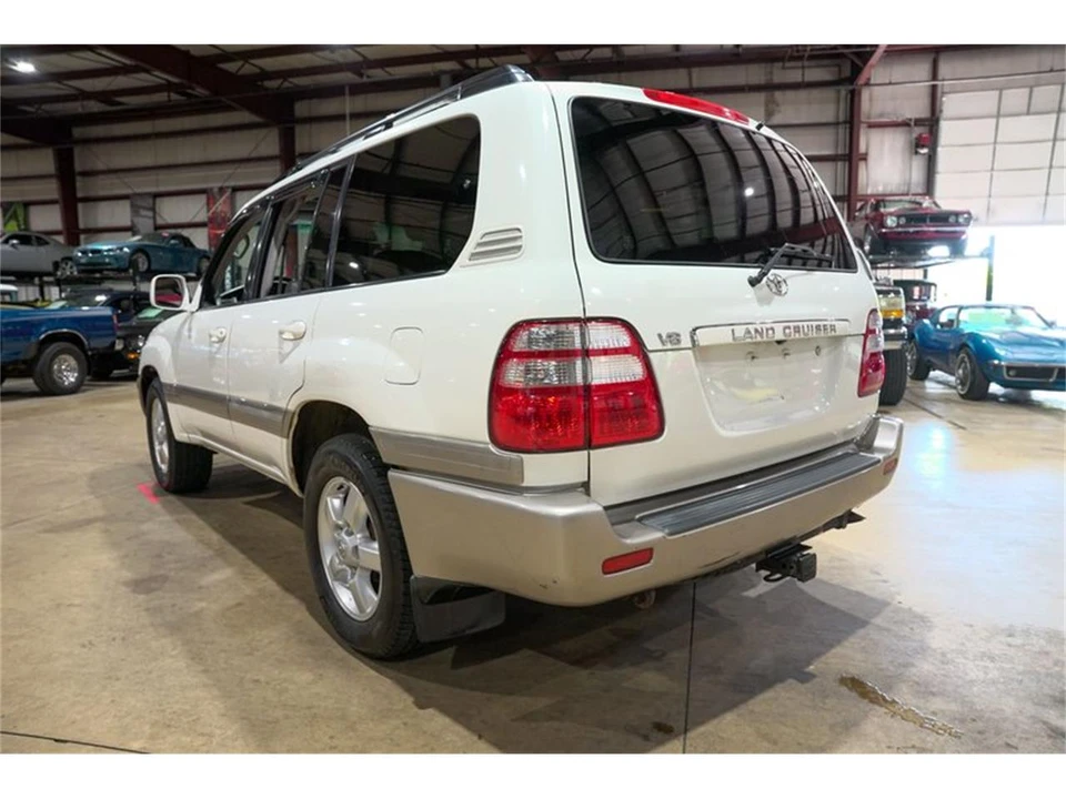 2005 Toyota J100 Land Cruiser - Image 6 of 31