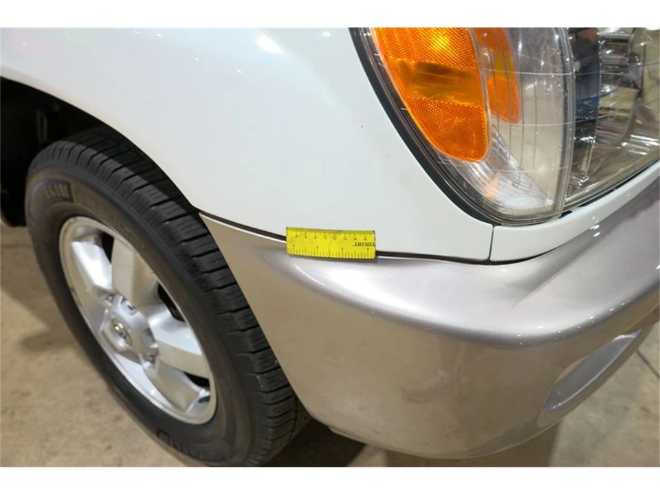 2005 Toyota J100 Land Cruiser - Image 26 of 31