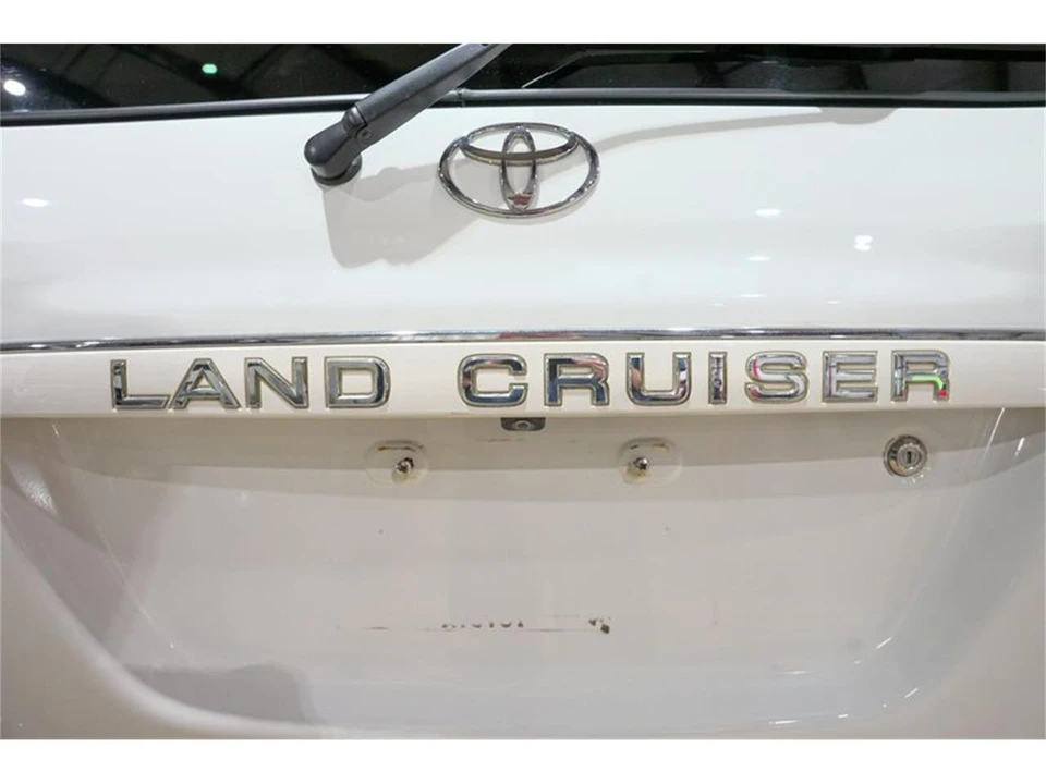 2005 Toyota J100 Land Cruiser - Image 23 of 31