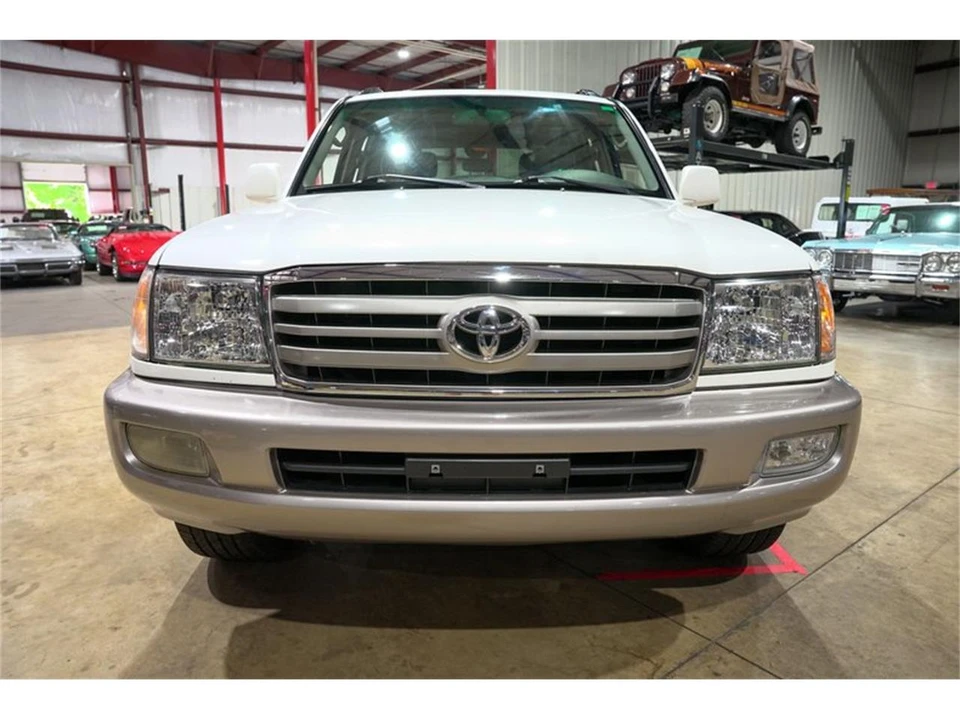 2005 Toyota J100 Land Cruiser - Image 13 of 31