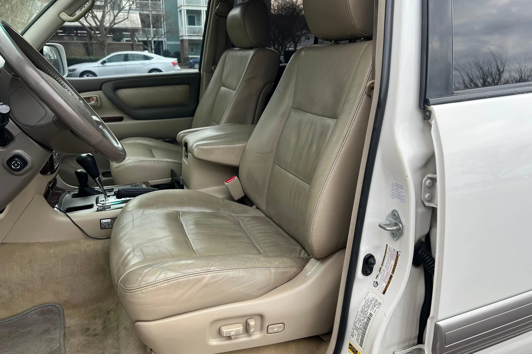 2005 Toyota J100 Land Cruiser - Image 25 of 31