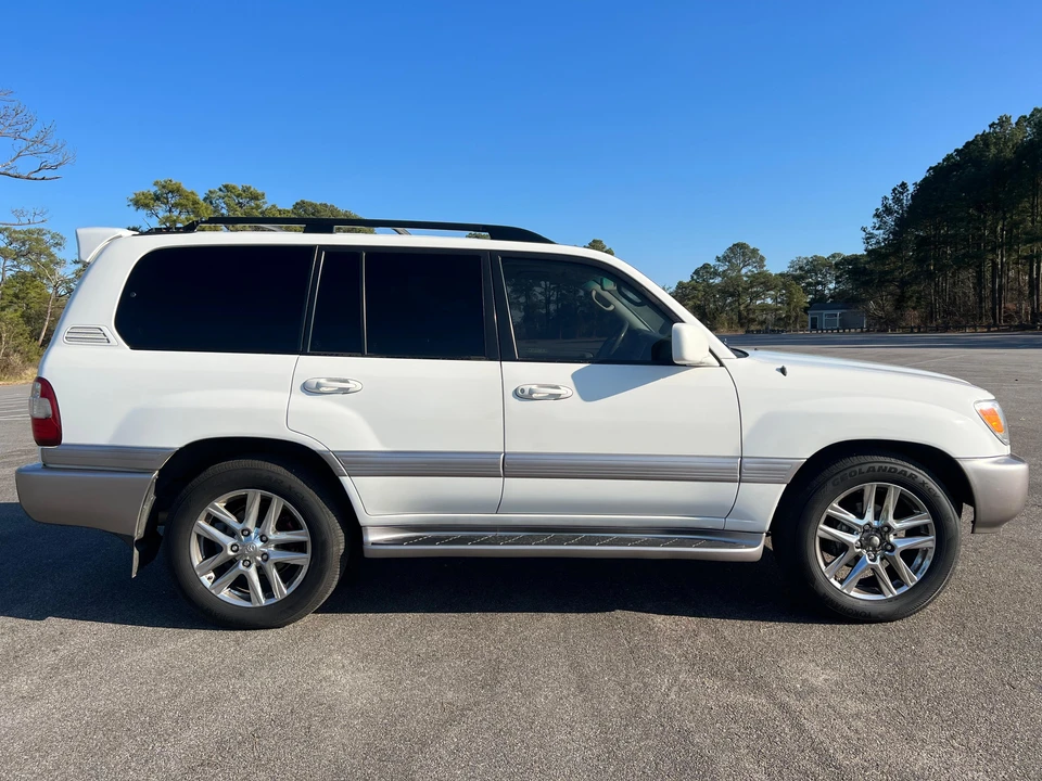 2005 Toyota J100 Land Cruiser - Image 12 of 31