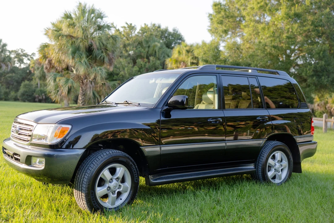 2005 Toyota J100 Land Cruiser - Image 6 of 31
