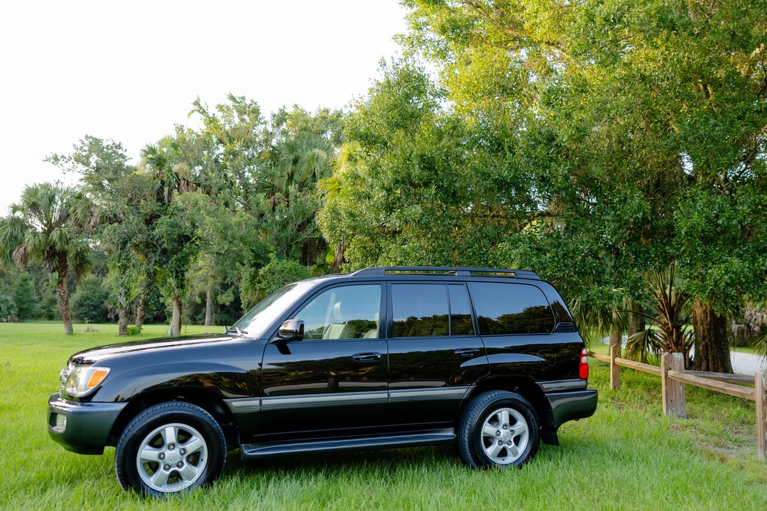 2005 Toyota J100 Land Cruiser - Image 15 of 31