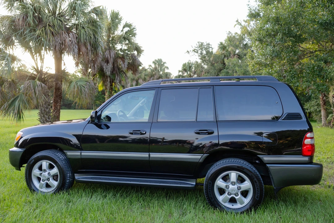 2005 Toyota J100 Land Cruiser - Image 18 of 31