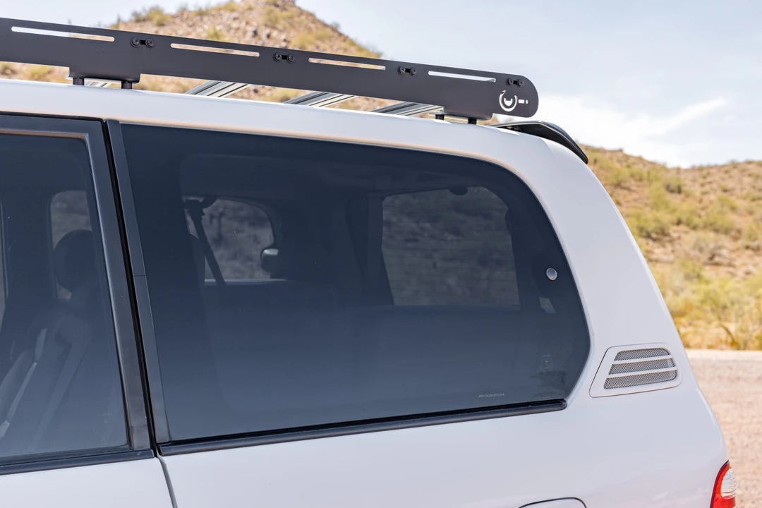2005 Toyota J100 Land Cruiser - Image 23 of 31