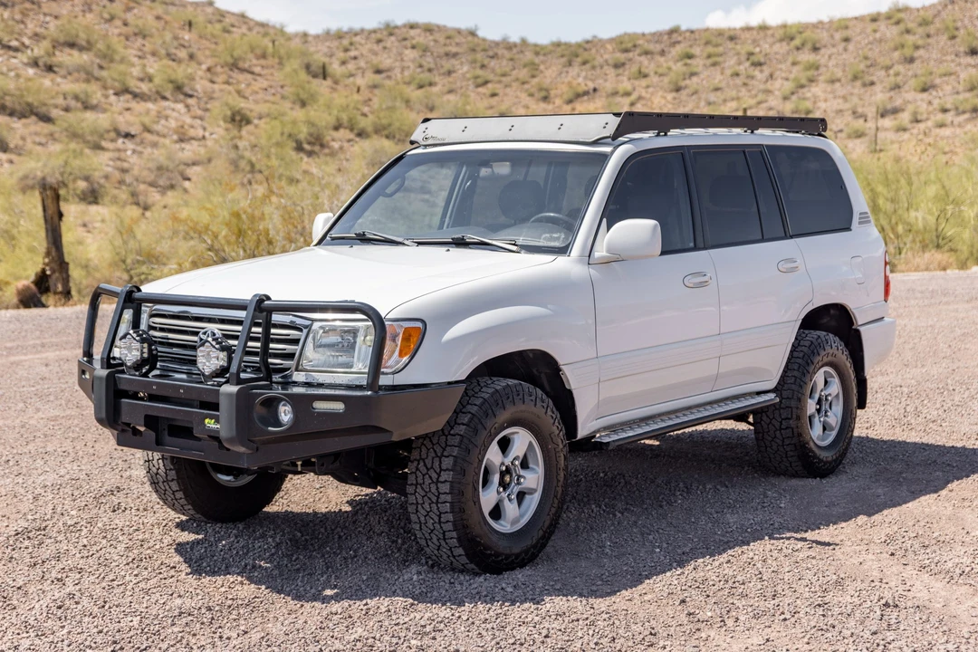 2005 Toyota J100 Land Cruiser - Image 2 of 31