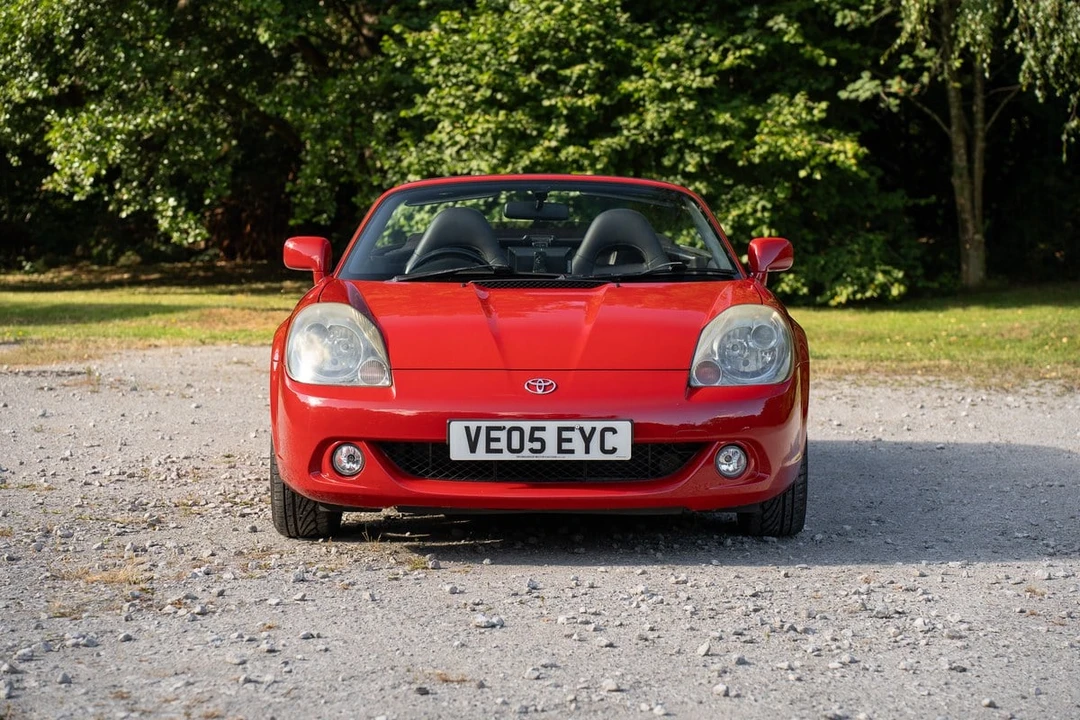 2005 Toyota MR2 Spyder/MR-S - Image 3 of 30