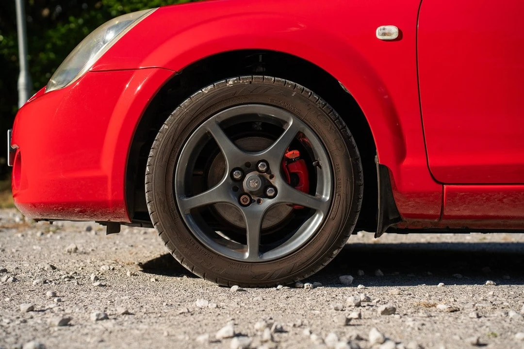 2005 Toyota MR2 Spyder/MR-S - Image 22 of 30