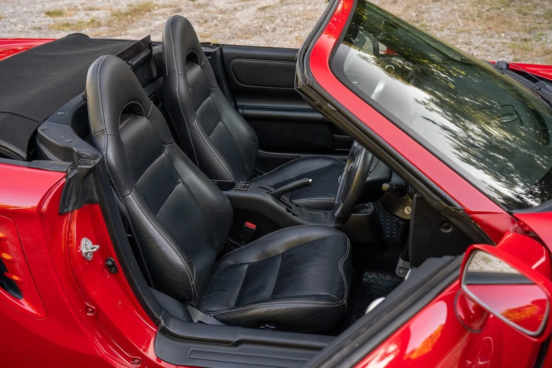 2005 Toyota MR2 Spyder/MR-S - Image 11 of 30