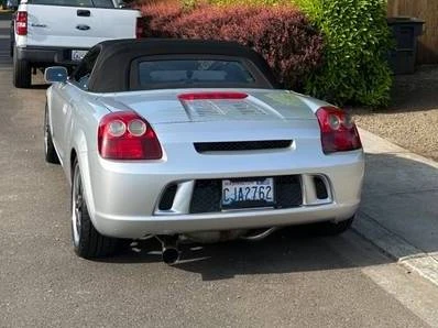 2005 Toyota MR2 - Image 2 of 13